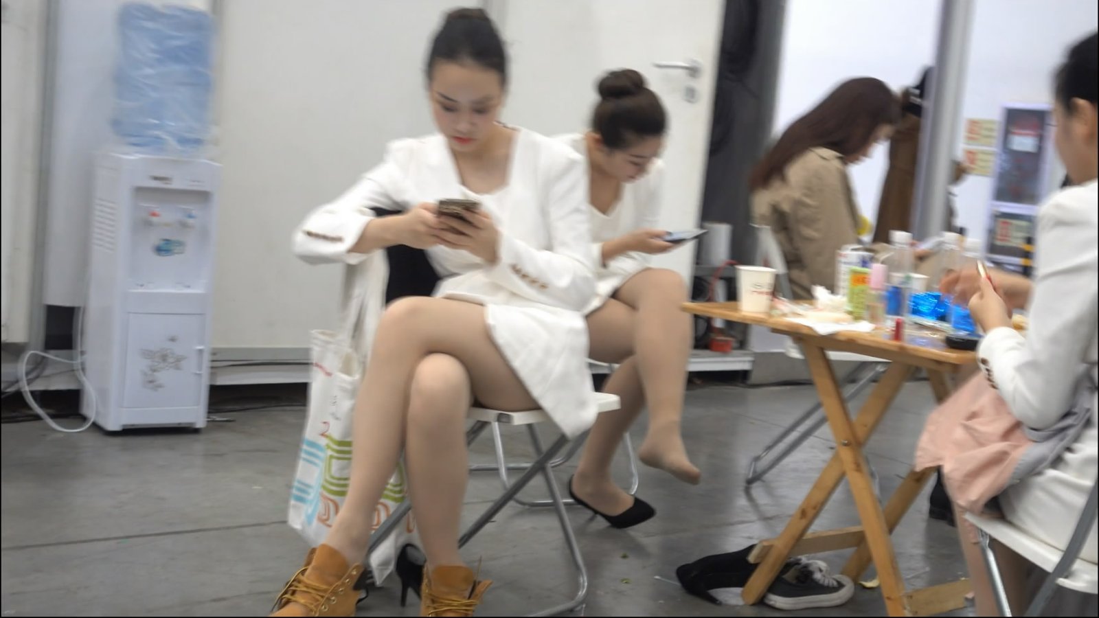 streetsnapshoep[00 00 50][20181210 215903 0]